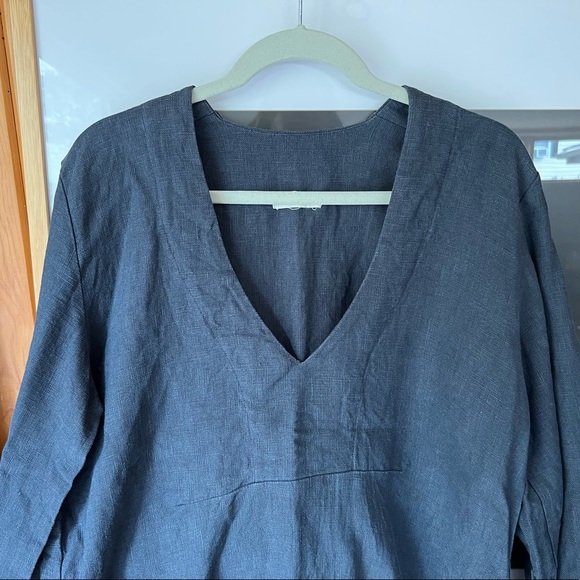 100% linen navy easy dress - long sleeve with pockets - raw hem with slits - Picture 3 of 9